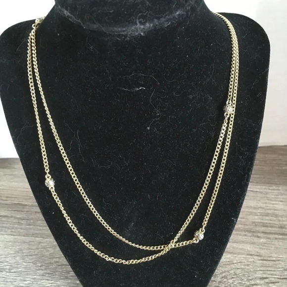 5/$25 Vintage  Goldtone Flapper Necklace - Picture 1 of 6
